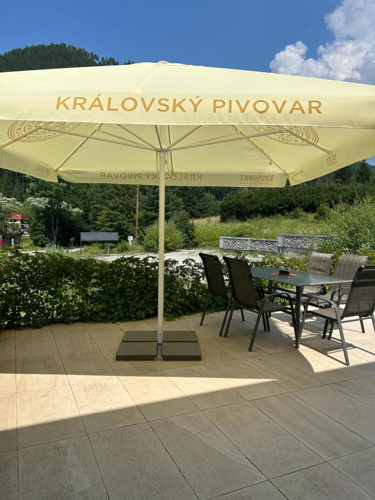 Penzión Zemanov dvor Lietavska Svinna Exterior foto
